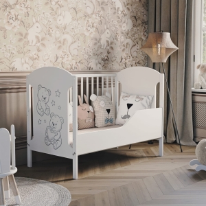 Hugo mit Rausfallschutz – modernes und stilvolles Kinderbett