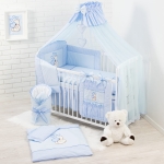 17-teiliges Babybett & Bettwäsche komplett Set inkl. Matratze (Teddybär mit Herz - Blau)