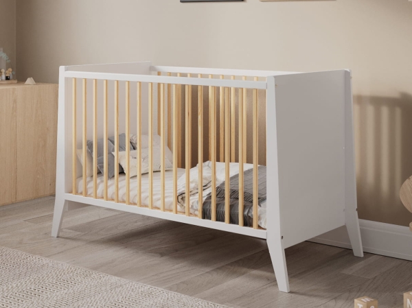 Designer Kleinkindbett Cosmo stilvoll robust & sicher Weiß mit Naturholz 60x120cm