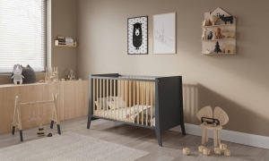 Stabile Konstruktion des COSMO-Kinderbetts – aus Kiefernholz und MDF-Platte gefertigt.