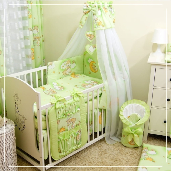Grünes Babybettwäsche-Set mit Bärchen – 14-teilig mit Baldachin und Bettkantenschutz 60x120